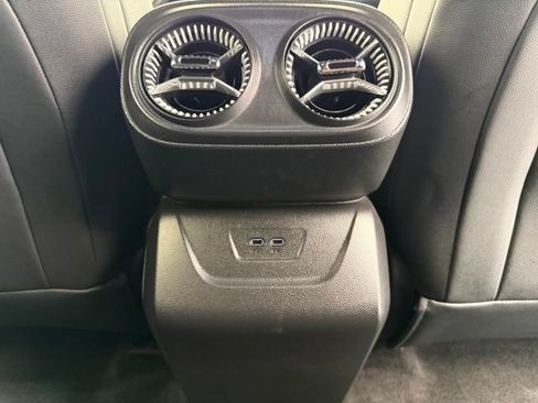 Used 2024 Chevrolet Blazer EV LT AWD/4WD image 28