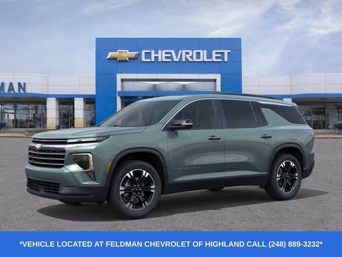 New 2027 Chevrolet Traverse LT w/ Sun and Wheel Package AWD/4WD image 2