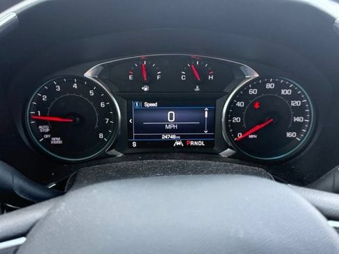 Used 2023 Chevrolet Equinox LS w/ LS Convenience Package FWD image 24