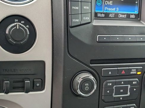 Used 2013 Ford F150 XLT w/ Luxury Equipment Group image 25