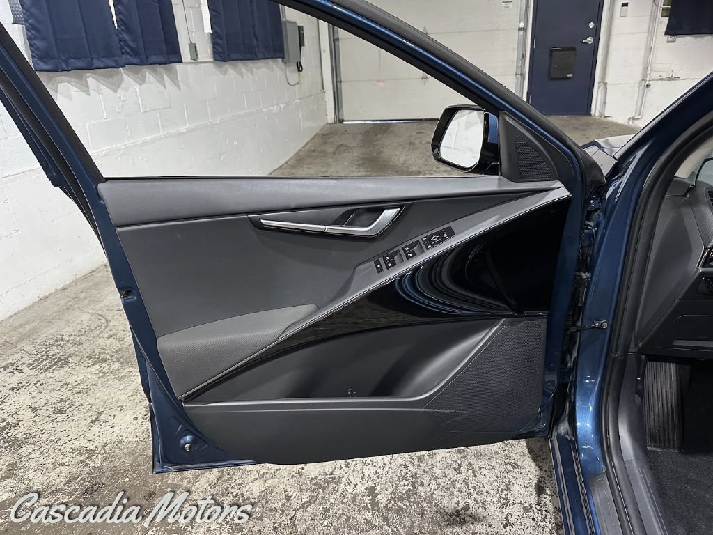 Used 2023 Kia Niro Wind w/ Wind Preserve Package FWD image 21