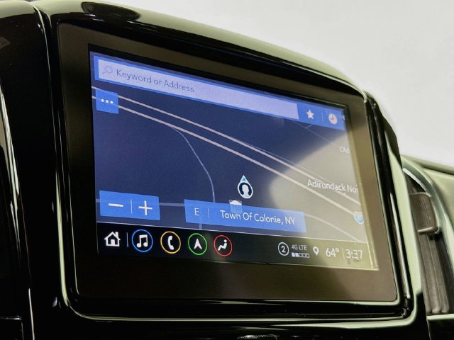 Used 2023 Chevrolet Traverse RS w/ LPO, Floor Liner Package AWD/4WD image 18