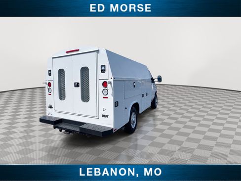 Used 2016 Ford E-350 and Econoline 350 Super Duty w/ Power Windows & Locks Group RWD image 8