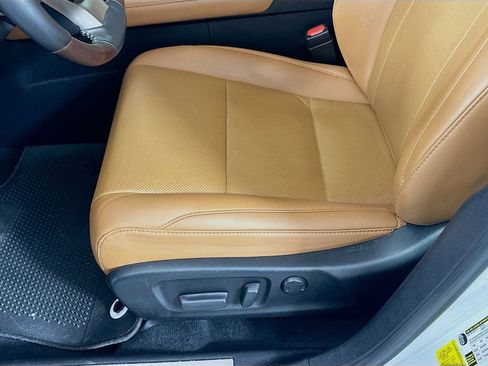 Used 2021 Lexus RX 350 FWD w/ Premium Package image 19