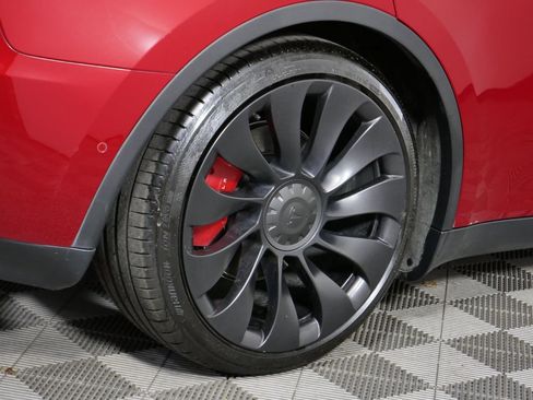 Used 2022 Tesla Model Y Performance AWD/4WD image 11