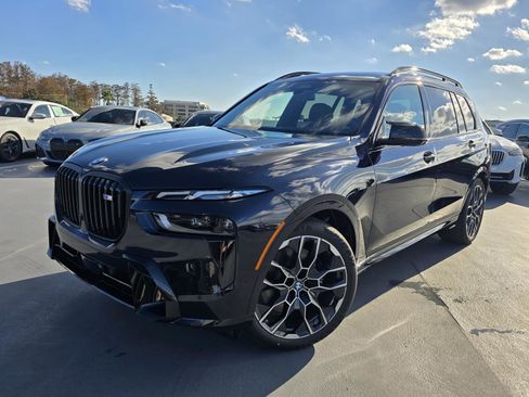 New 2026 BMW X7 M60i w/ Executive Package image 50