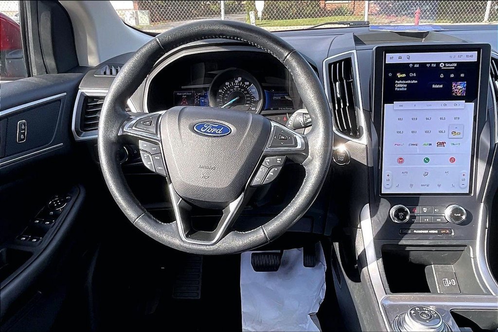Certified 2024 Ford Edge SEL AWD/4WD image 4