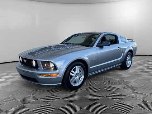 Used 2008 Ford Mustang GT RWD image 1