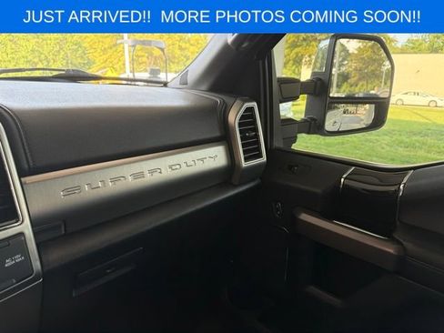 Used 2022 Ford F250 Platinum AWD/4WD image 15