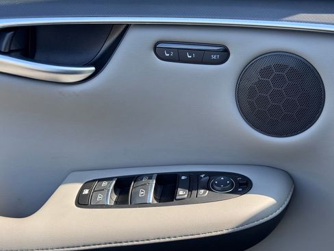 New 2025 INFINITI QX50 Luxe image 15