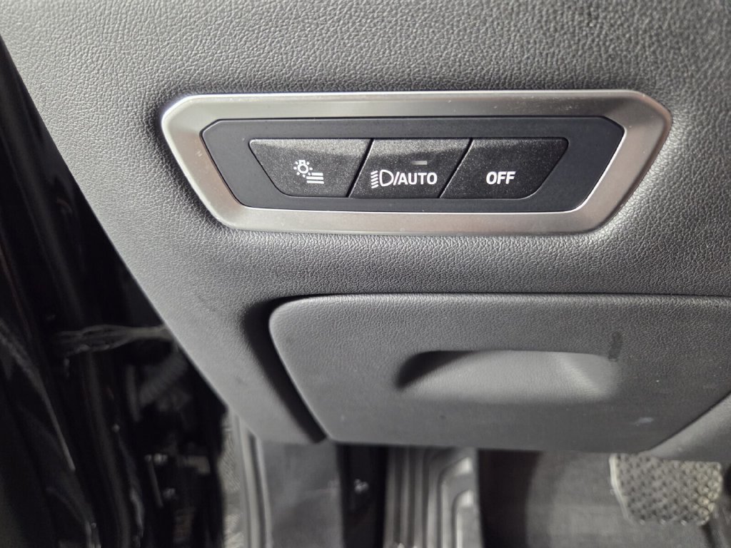 Used 2024 BMW X7 xDrive40i AWD/4WD image 18