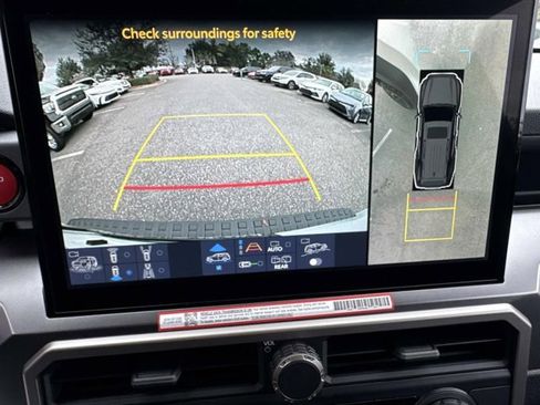 Used 2025 Toyota 4Runner TRD Off-Road Premium image 33