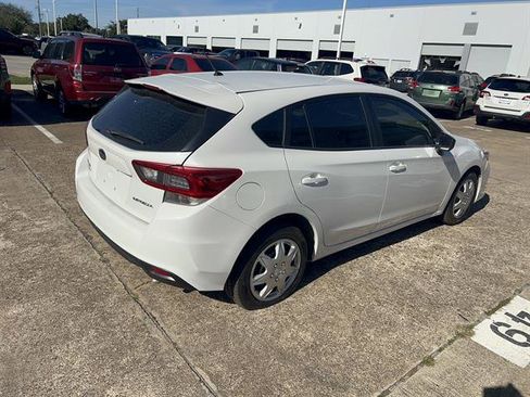 Used 2022 Subaru Impreza 2.0i image 3