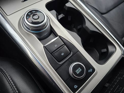 Used 2022 Ford Explorer Limited w/ Equipment Group 301A image 42