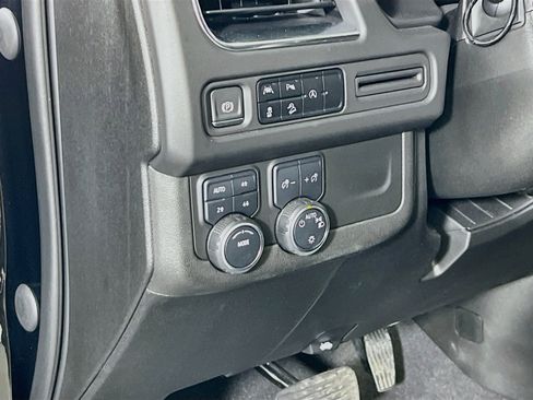 Used 2023 Chevrolet Tahoe Z71 AWD/4WD image 10