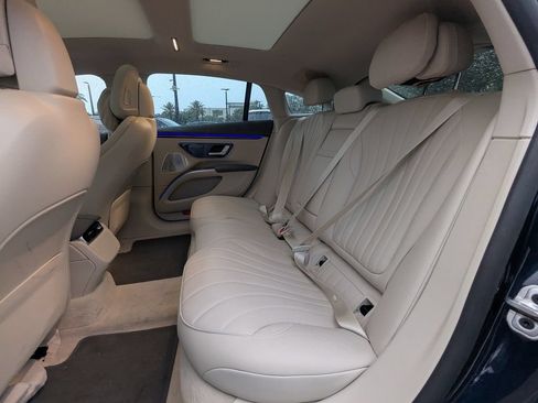 Certified 2023 Mercedes-Benz EQS 580 4MATIC Sedan image 7
