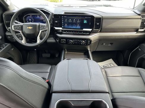 Used 2026 Chevrolet Silverado 2500 LTZ w/ LTZ Premium Package AWD/4WD image 13