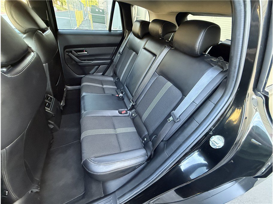 Used 2024 MAZDA CX-50 AWD 2.5 S w/ Preferred Package image 12