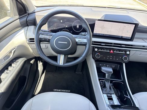 Used 2025 Hyundai Tucson SEL image 12