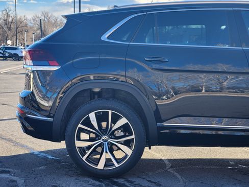 New 2026 Volkswagen Atlas Cross Sport SEL Premium R-Line AWD/4WD image 7