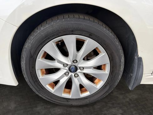 Used 2015 Subaru Legacy 2.5i Premium AWD/4WD image 34