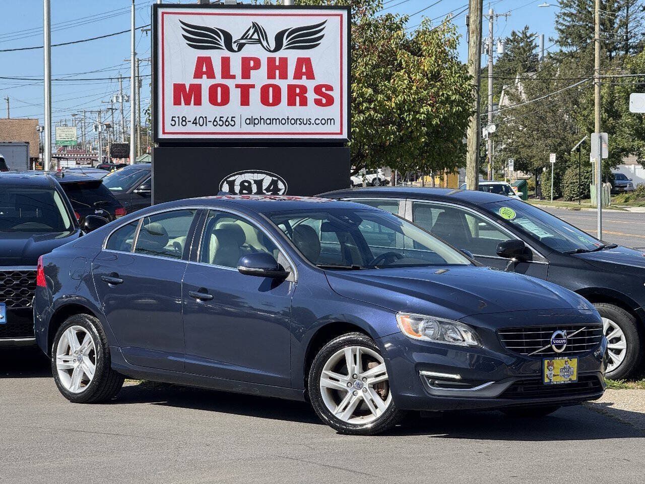 Used 2014 Volvo S60 T5 AWD/4WD image 1