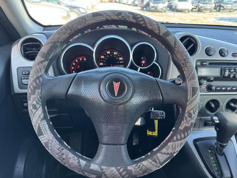 Used 2006 Pontiac Vibe w/ Preferred Package image 10