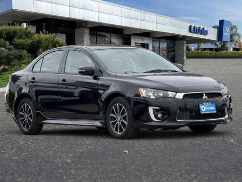 Used 2017 Mitsubishi Lancer ES image 9