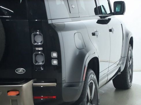 Used 2021 Land Rover Defender 110 X image 8