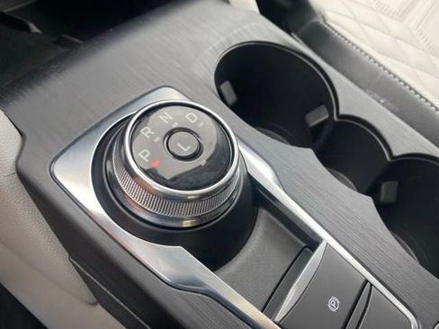 New 2024 Ford Escape Platinum w/ Premium Technology Package image 29