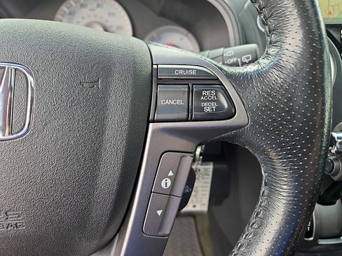 Used 2015 Honda Pilot Touring image 24