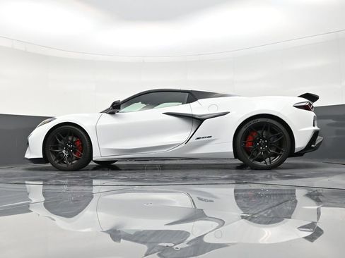 Used 2026 Chevrolet Corvette Z06 RWD image 21