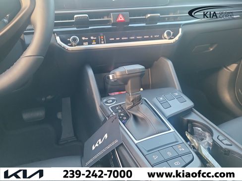 New 2026 Kia Sportage EX w/ EX Panorama Roof Package FWD image 20