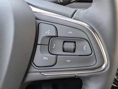 New 2026 Buick Envista Sport Touring w/ Convenience I Package FWD image 25