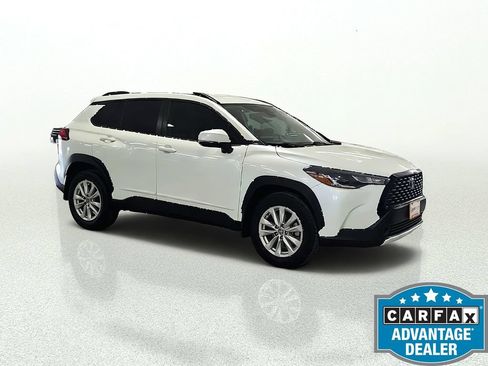 Used 2022 Toyota Corolla Cross LE FWD image 10