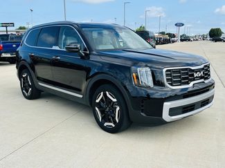 Used 2025 Kia Telluride S FWD video 2