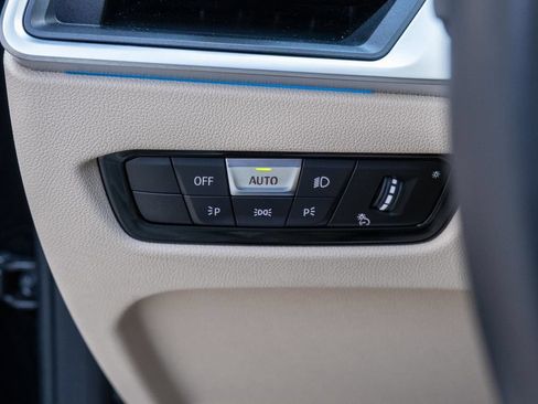 Used 2024 BMW i4 eDrive35 w/ Convenience Package RWD image 24