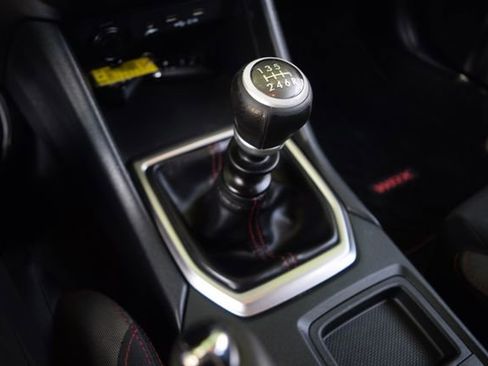 Used 2022 Subaru WRX AWD/4WD image 11