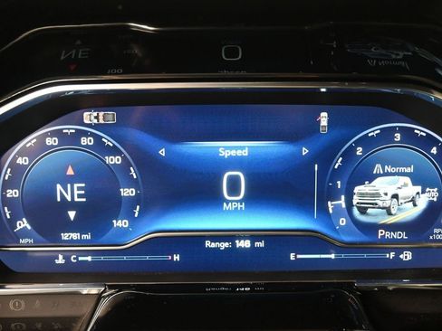 Used 2025 Chevrolet Silverado 2500 LT image 13