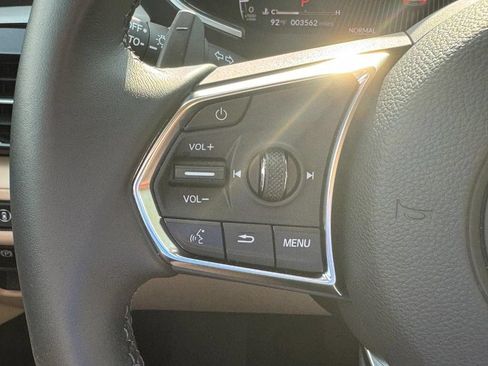 Certified 2026 Acura MDX SH-AWD w/ Technology Package image 23