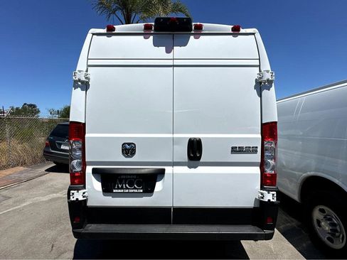 Used 2023 RAM ProMaster 2500 FWD image 5