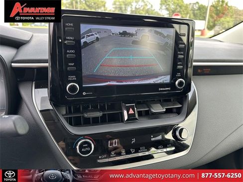 Used 2022 Toyota Corolla LE image 33