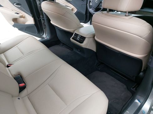 Used 2021 Lexus LS 500 500 Base w/ Accessory Package (Z2) image 13