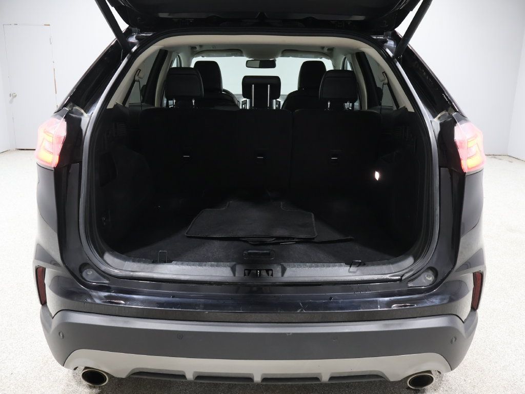 Used 2024 Ford Edge Titanium w/ Equipment Group 301A AWD/4WD image 18