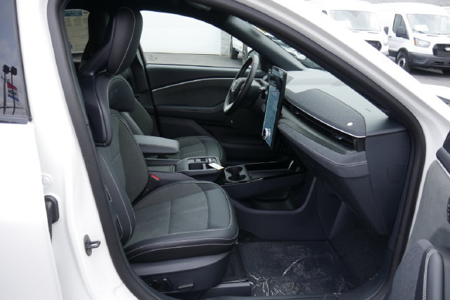 New 2026 Ford Mustang Mach-E GT w/ Interior Protection Package AWD/4WD image 25