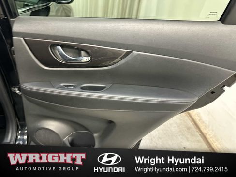 Used 2019 Nissan Rogue S w/ Special Edition Package image 15