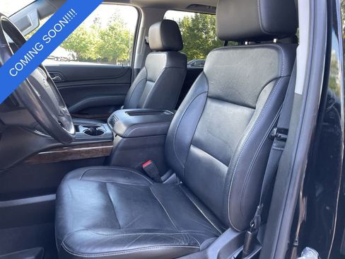 Used 2019 Chevrolet Suburban LT AWD/4WD image 12