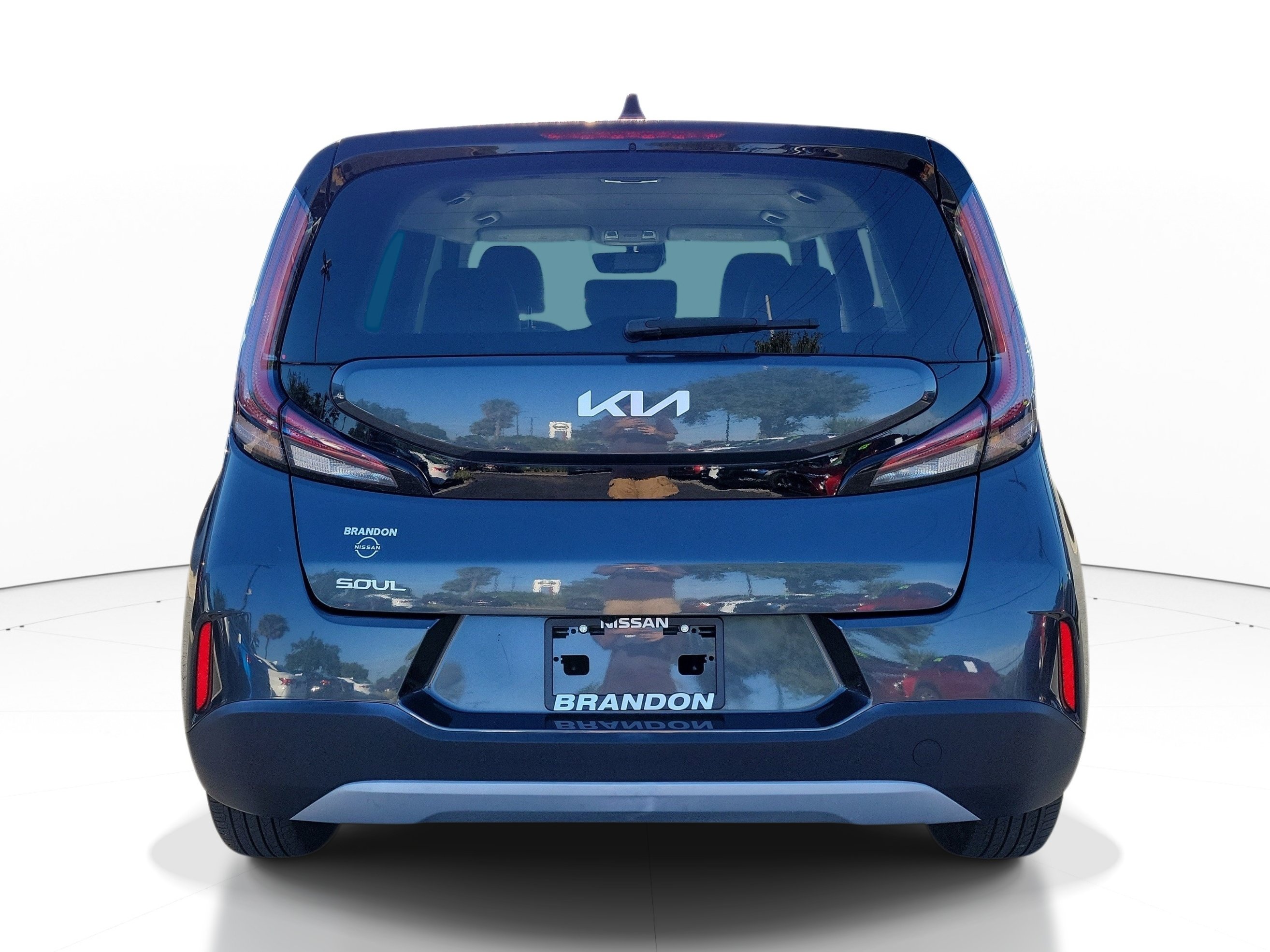 Used 2024 Kia Soul LX FWD image 6