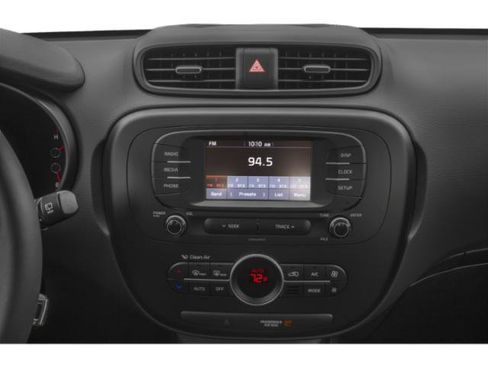 Used 2019 Kia Soul + FWD image 13
