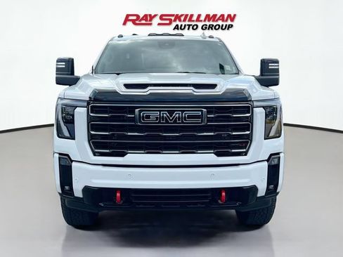 Used 2025 GMC Sierra 3500 AT4 w/ AT4 Premium Plus Package AWD/4WD image 2